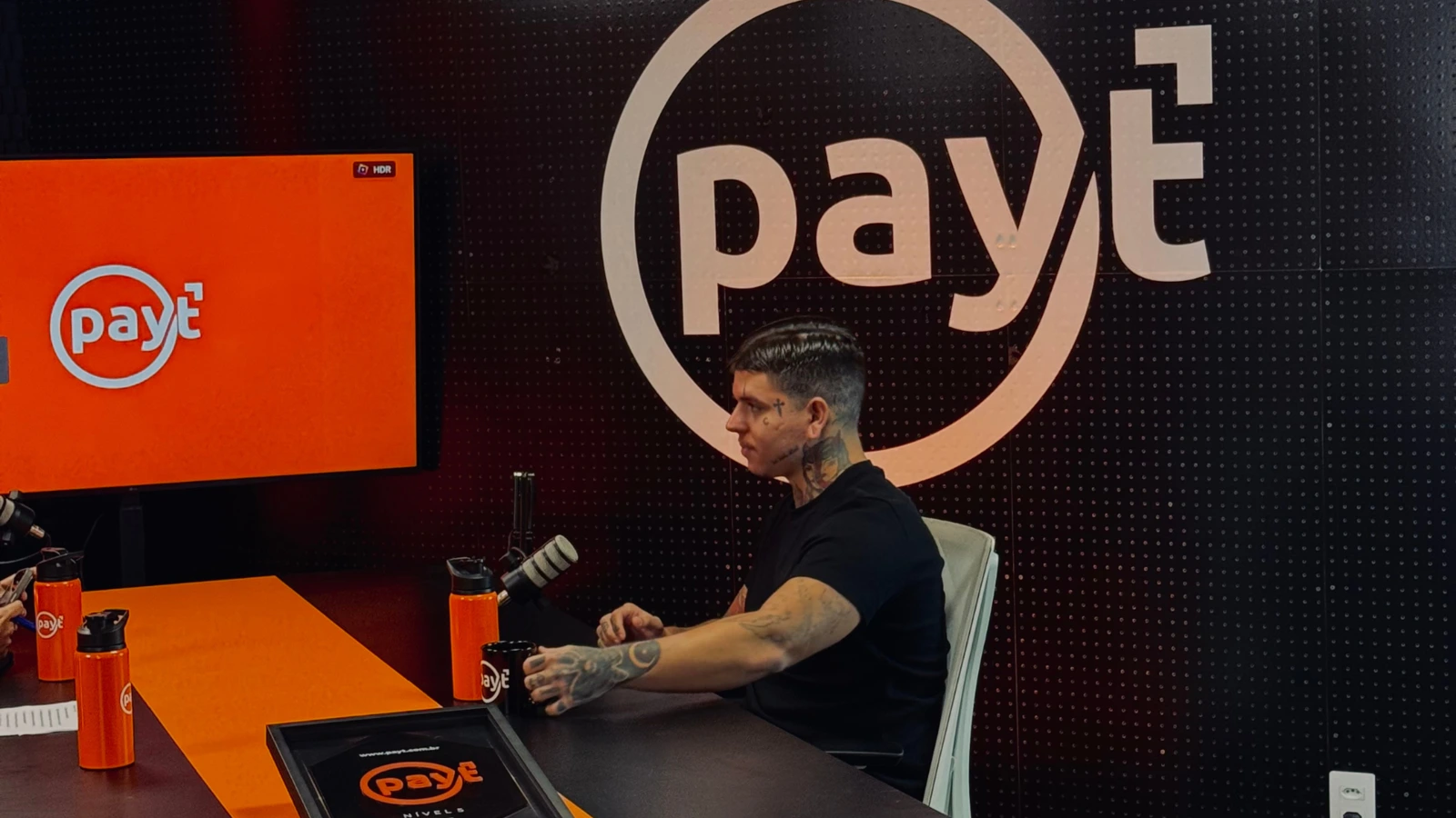 Registro de participação em podcast